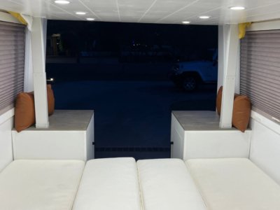 Campervan with Electric Bikes – Nightly Rental