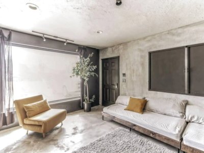 Haus 322 – Monthly